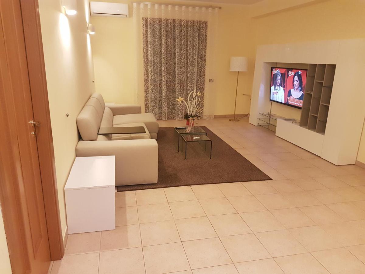 B&B Mary Grace Rossano Stazione Exterior foto