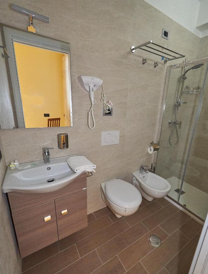 B&B Mary Grace Rossano Stazione Exterior foto