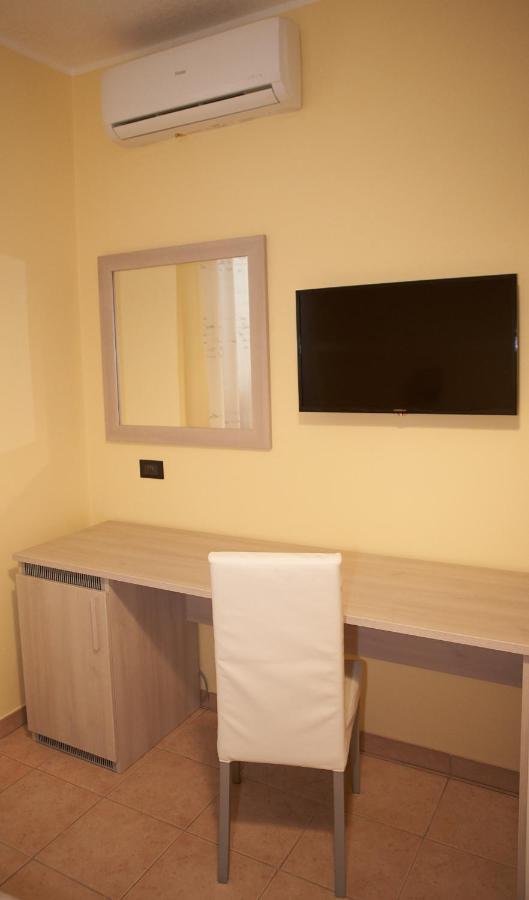 B&B Mary Grace Rossano Stazione Exterior foto