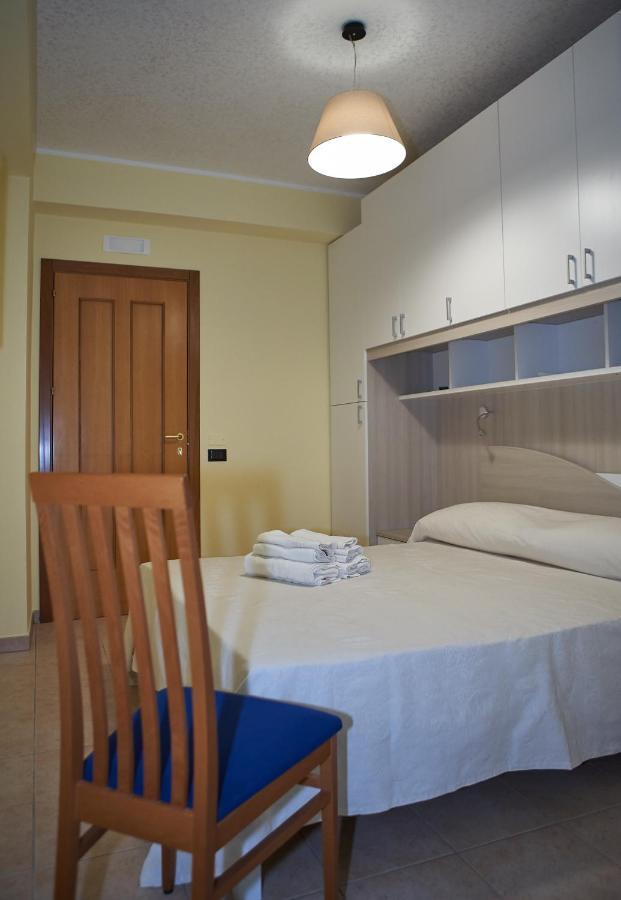 B&B Mary Grace Rossano Stazione Exterior foto