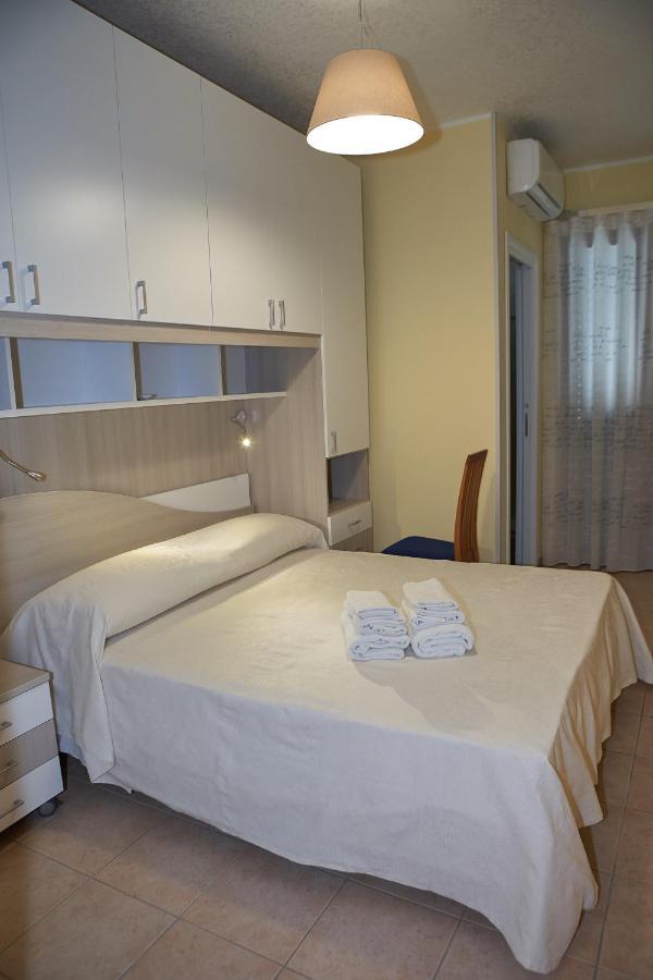 B&B Mary Grace Rossano Stazione Exterior foto
